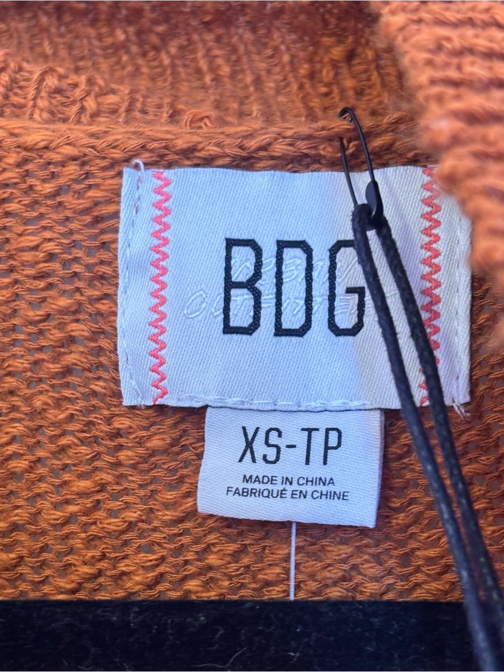 BDG Cropped Ribbed Button-Up Cardigan - Rust - Picture 7 of 8